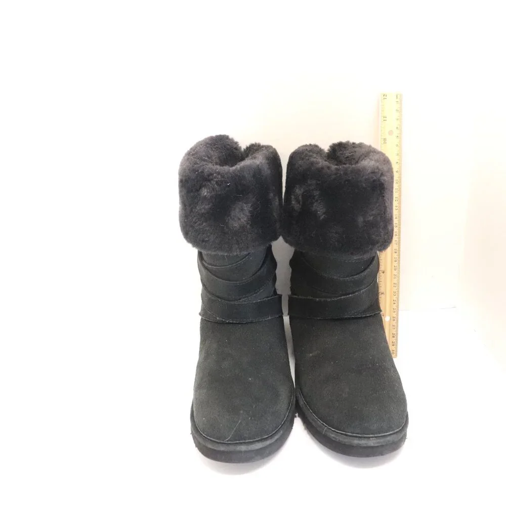 Lamo Women's Black Sheepskin Shearing Furr Winter Boot's No‎ Size Marker